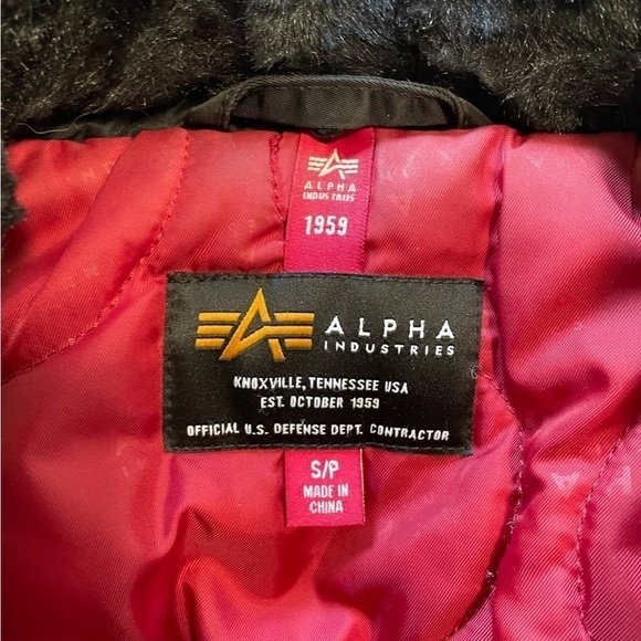 ALPHA Industries Black Bomber Jacket Fur Collar Small - Picture 6 of 7